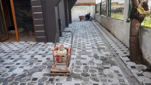 Sekizgen Parke Taşı Uygulaması